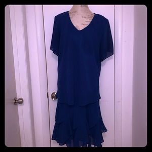 ❌ SOLD ❌ J.B.S. LTD Set Skirt and Blouse